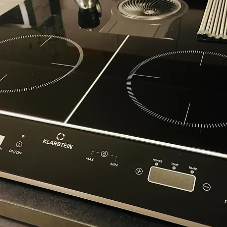 Daire Picasso's House Modern Art *